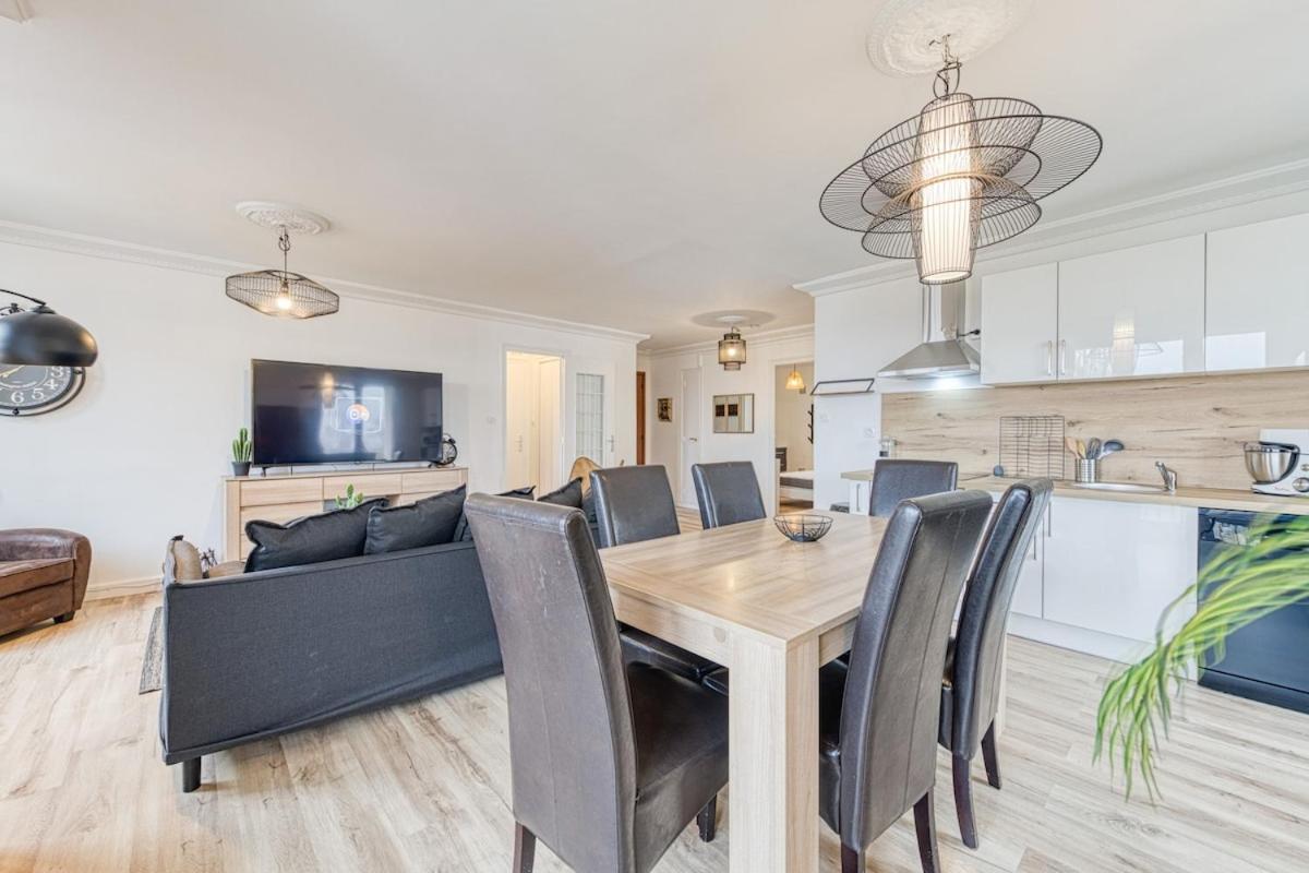 Magnificent Apartment, 4 Bedrooms, Fiber Wifi Гренобъл Екстериор снимка